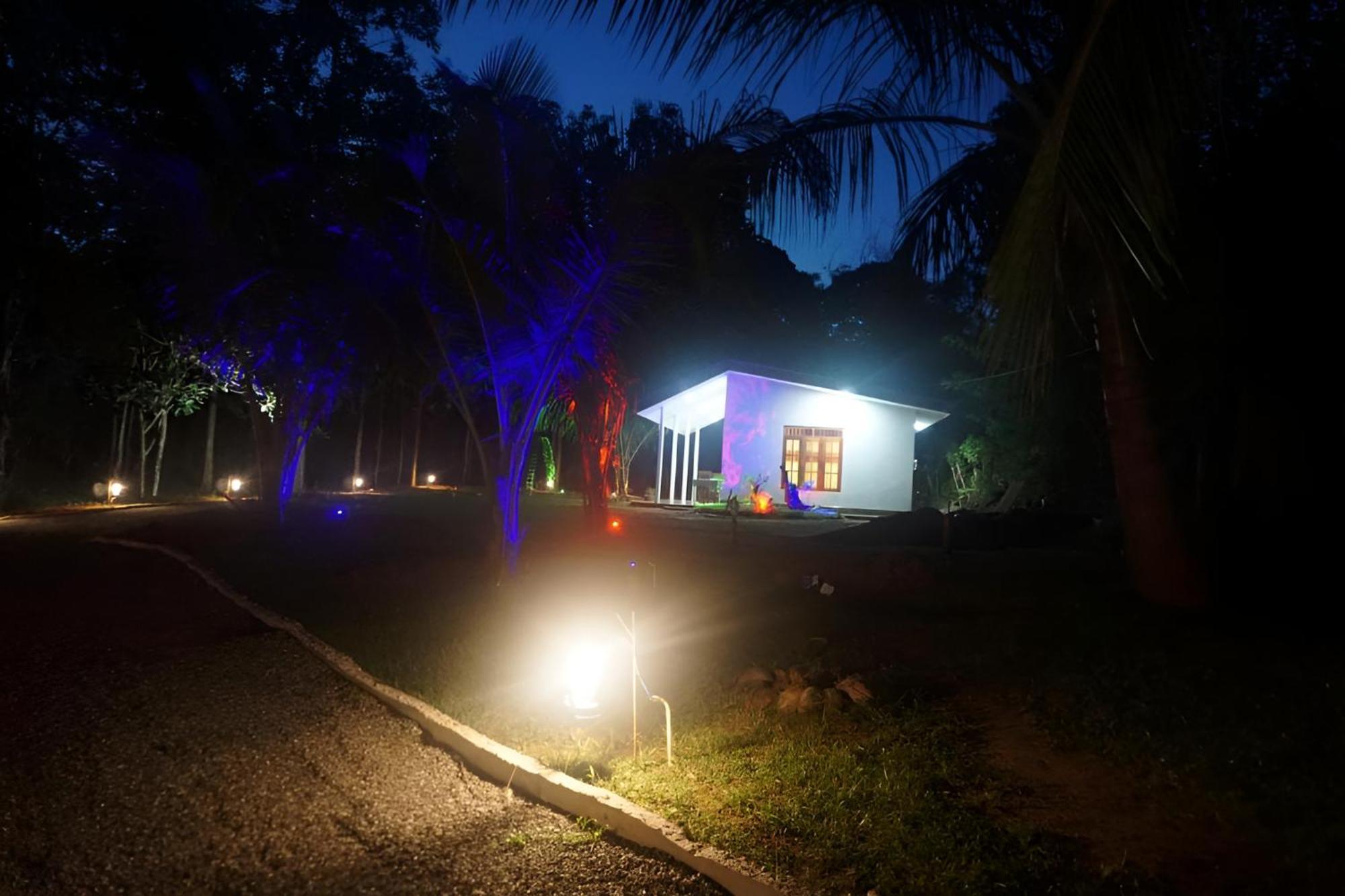 Little Ele Safari Lodge Udawalawe Luaran gambar