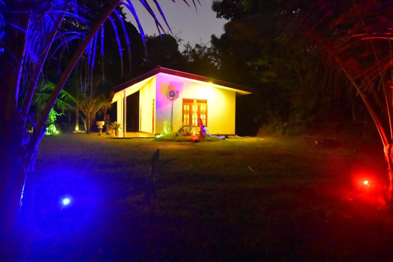 Little Ele Safari Lodge Udawalawe Luaran gambar