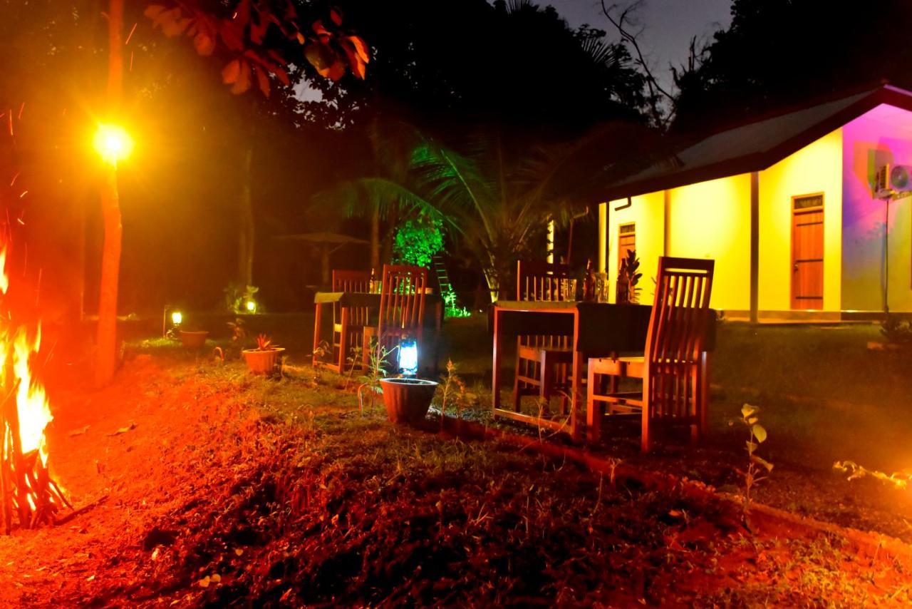 Little Ele Safari Lodge Udawalawe Luaran gambar